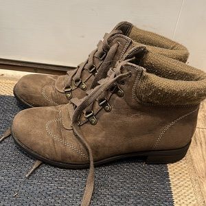 Cliff Boots